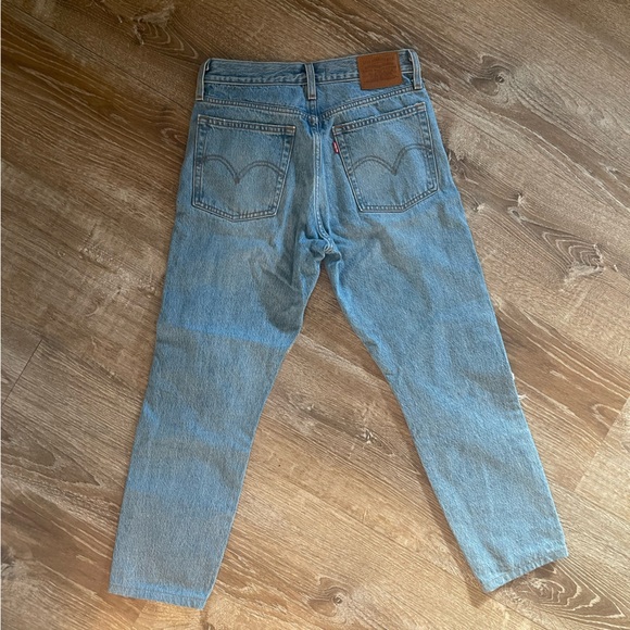 Levi wedgies - Picture 3 of 4